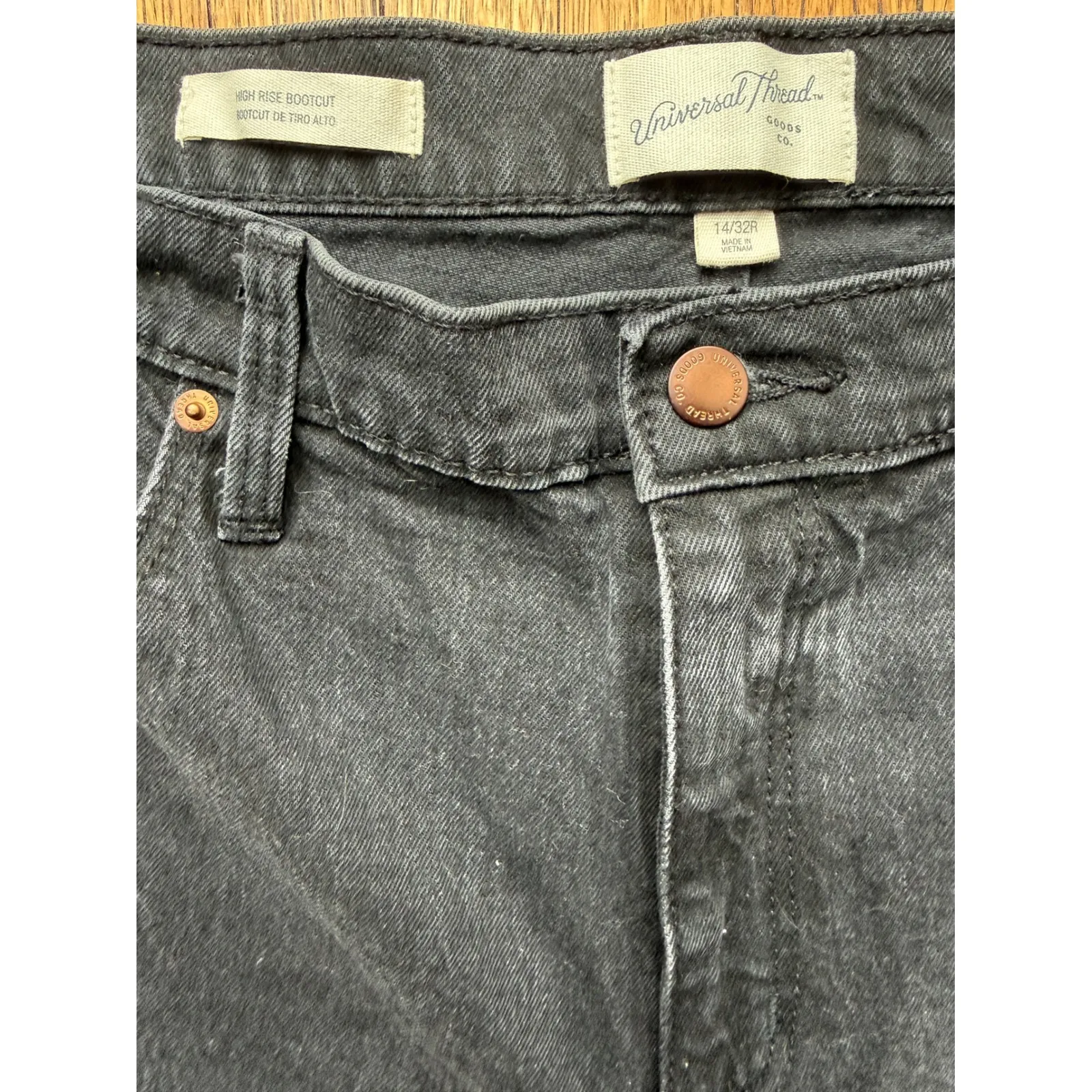 Universal Thread Women's High Rise Bootcut Jeans Black Size 14 Regular - Image 3