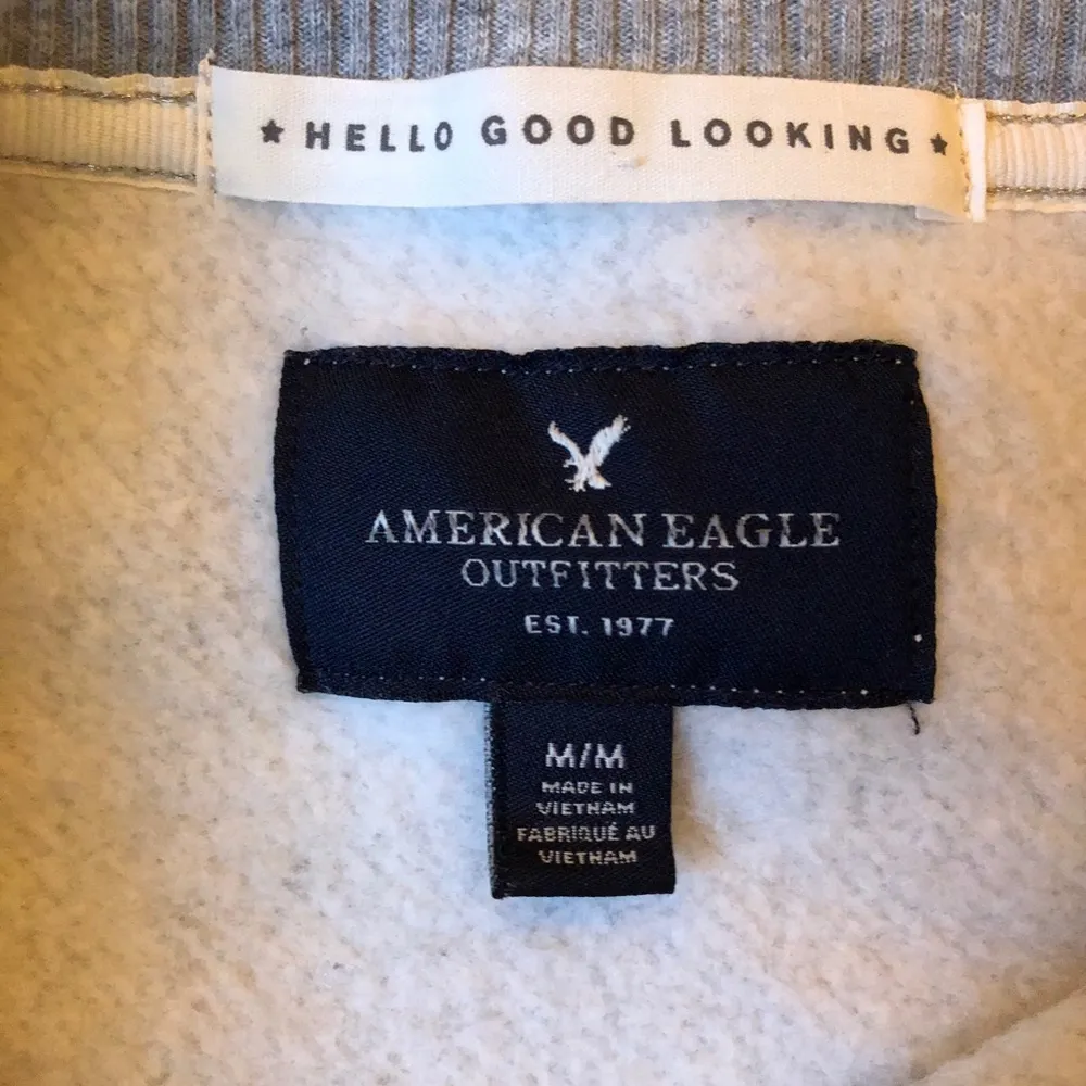 American eagle sequin penguins sweatshirt - Image 3