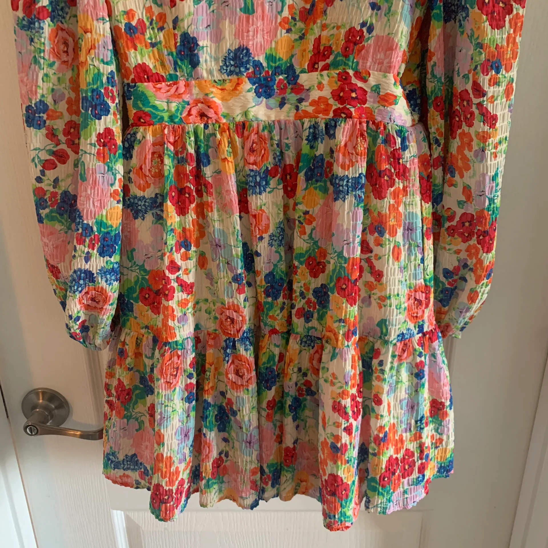 Women’s Medium COREY LYNN CALTER Multi Pleated Floral L/S Mini Wrap Dress - Image 7