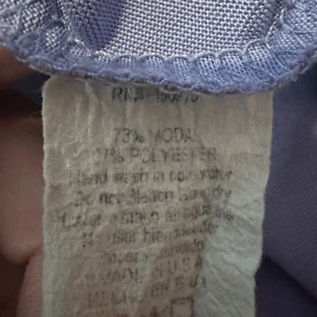 Hummingbird V-Neck Twist Front Tee - Lavender - Image 5