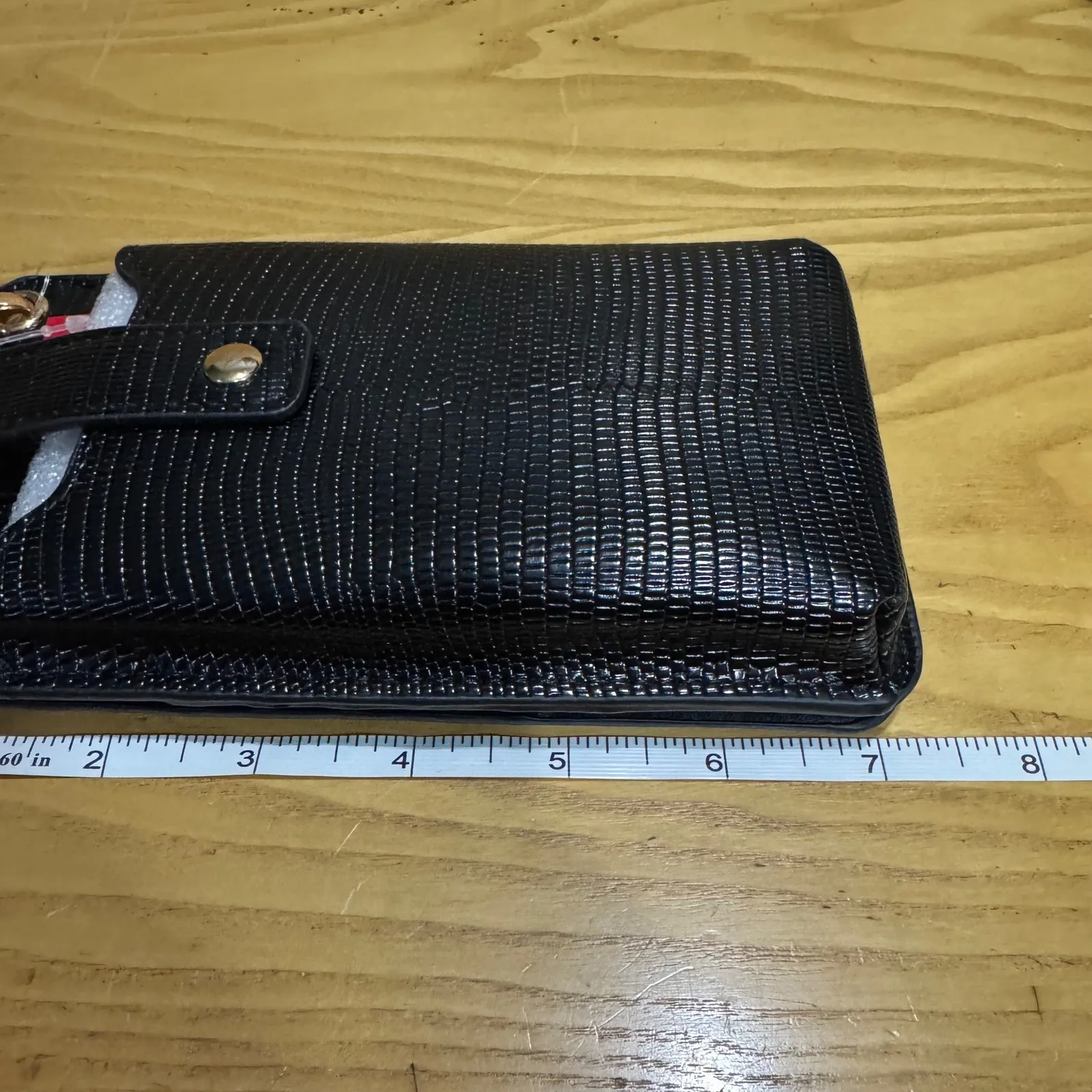 NWT Kelly & Katie Black Claire Flap Phone Crossbody Bag - Image 5