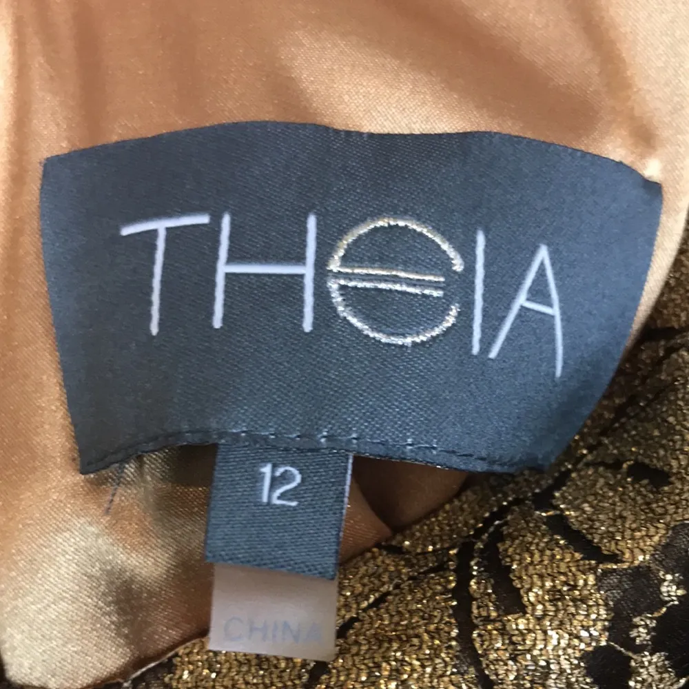 Theia Women’s Floral Gold Black Metallic Mesh Sleeveless Formal A - Image 11