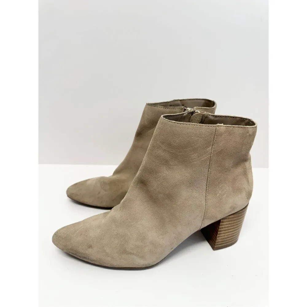Blondo Booties Size 8 Tan Cow Suede Ankle‎ Boots Block Heel Pull On Side Zip - Image 4