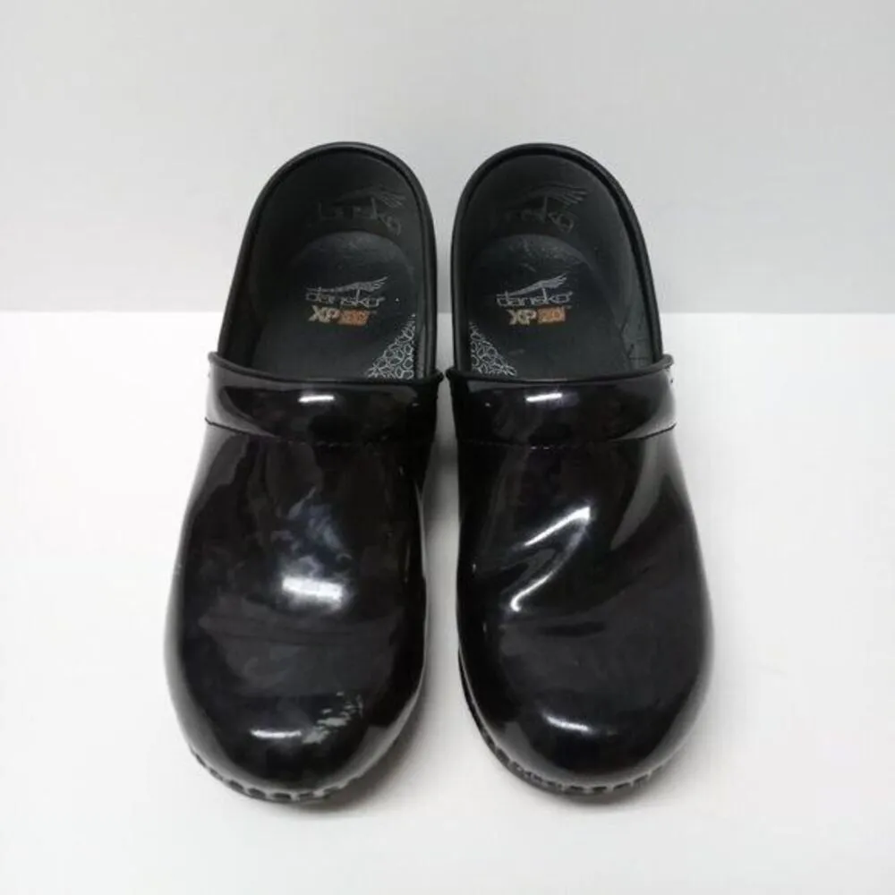 Dansko XP 2.0 Floral Patent Nursing Clogs Size 38 = 7.5 - 8 Women's US Black - Image 2