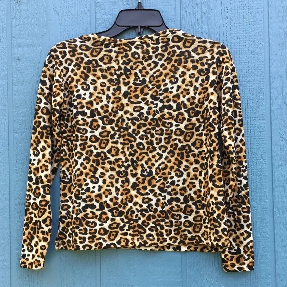 Hiatus Leopard print long sleeve Sweater Top Size Small 
NWT - Image 6