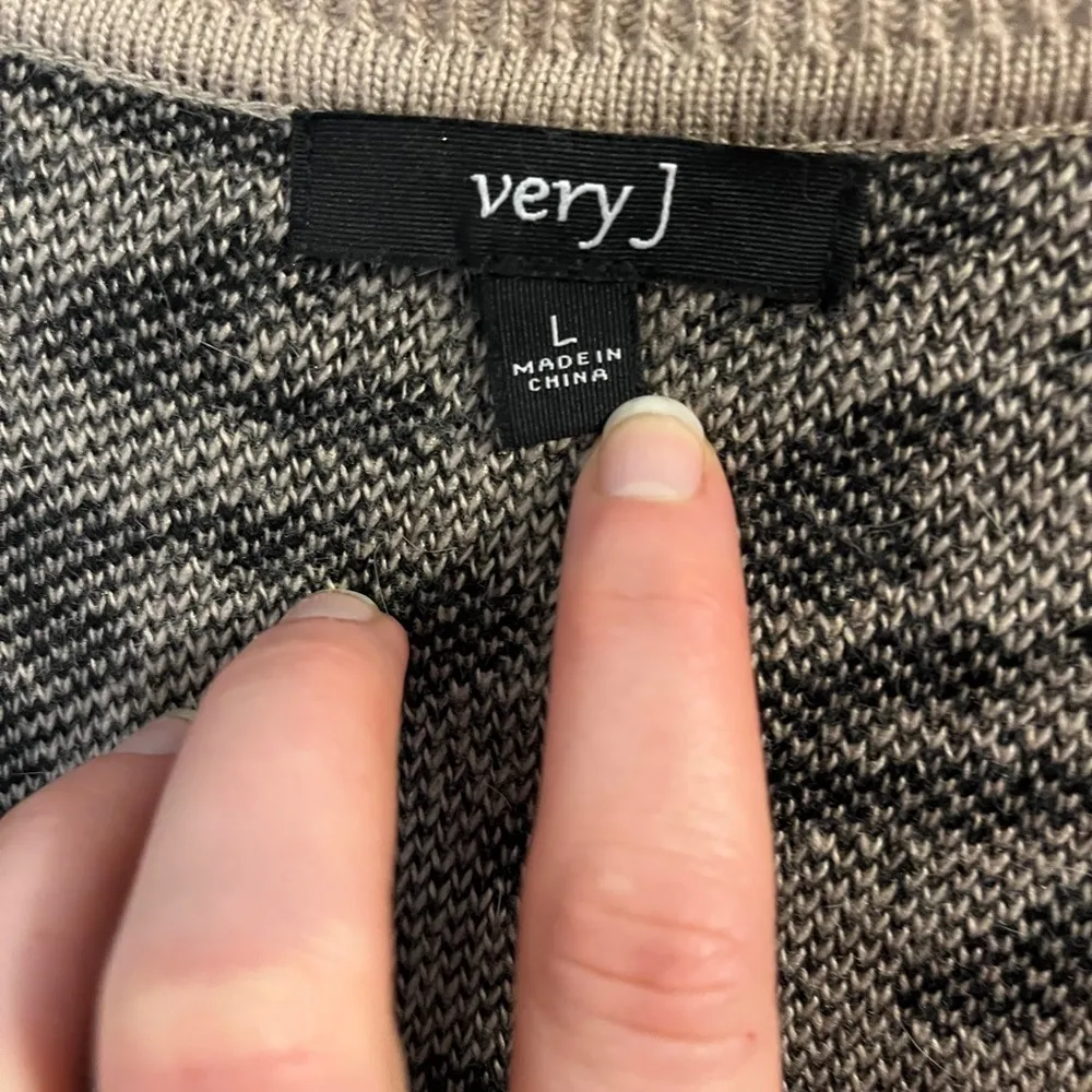 Very J Long Line Open Front Angora Blend Cheetah Print Sweater. - Image 5