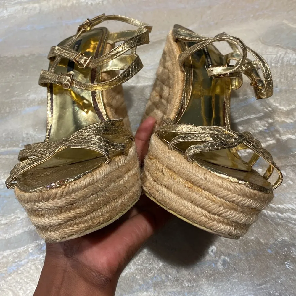 Zara Platform Gold Sandals Size 9 - Image 13