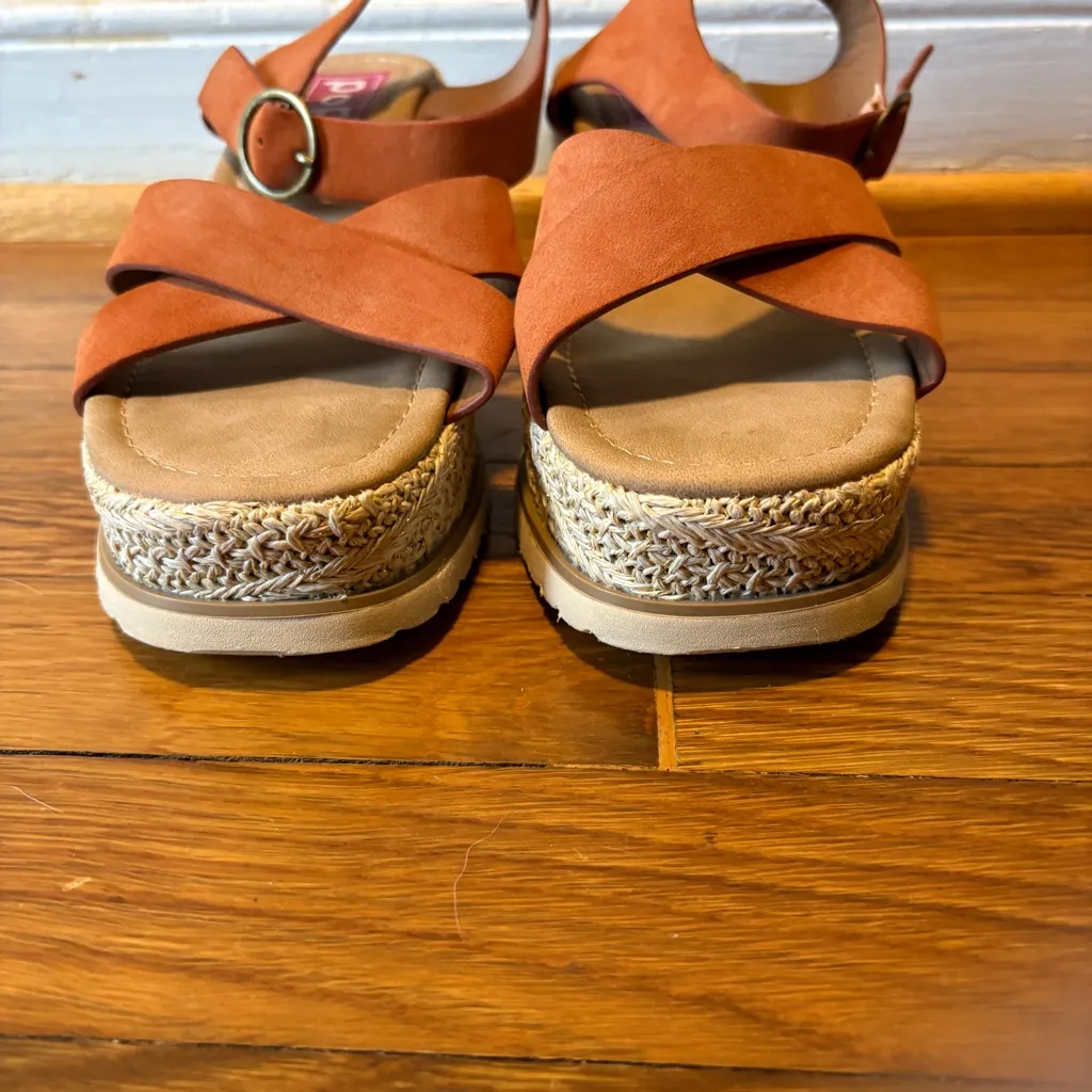 JC Penny POP Platform Espadrille Sandals Brown Orange Tan Strappy Women’s 8M Size 8 - Image 3