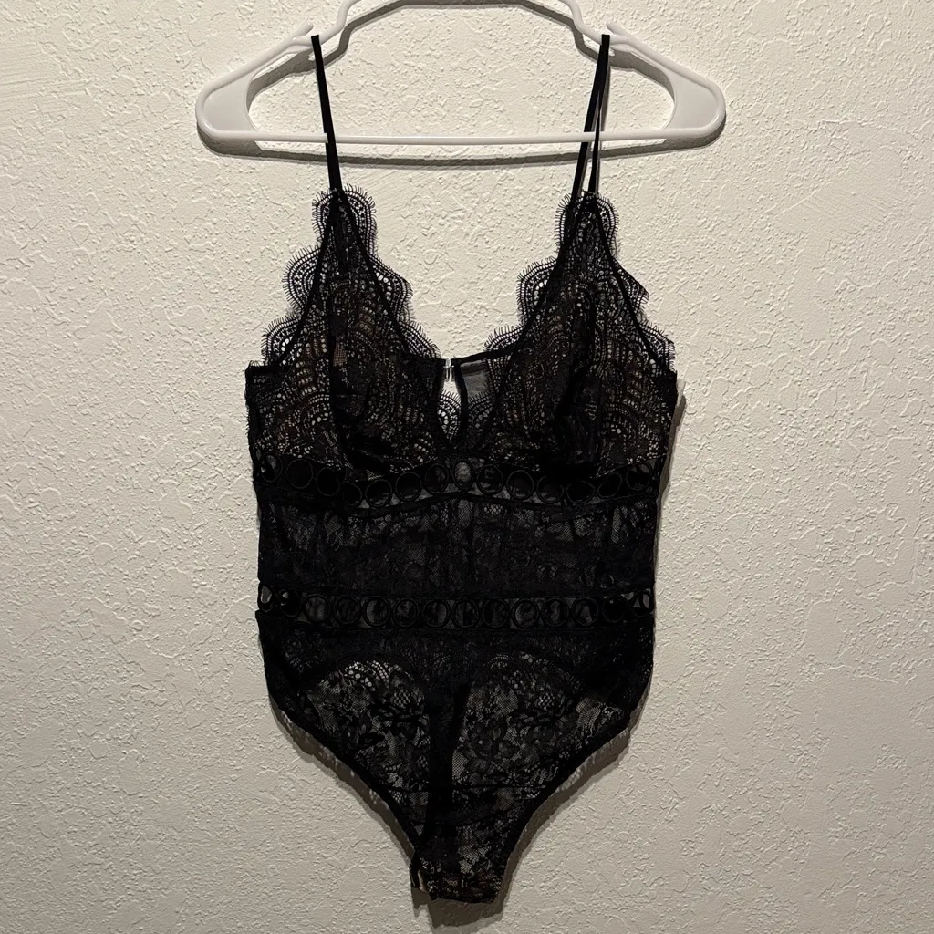Victoria's Secret Black Lace Sheer Bodysuit Teddy L Large Sexy Thong Mesh Nude - Image 2