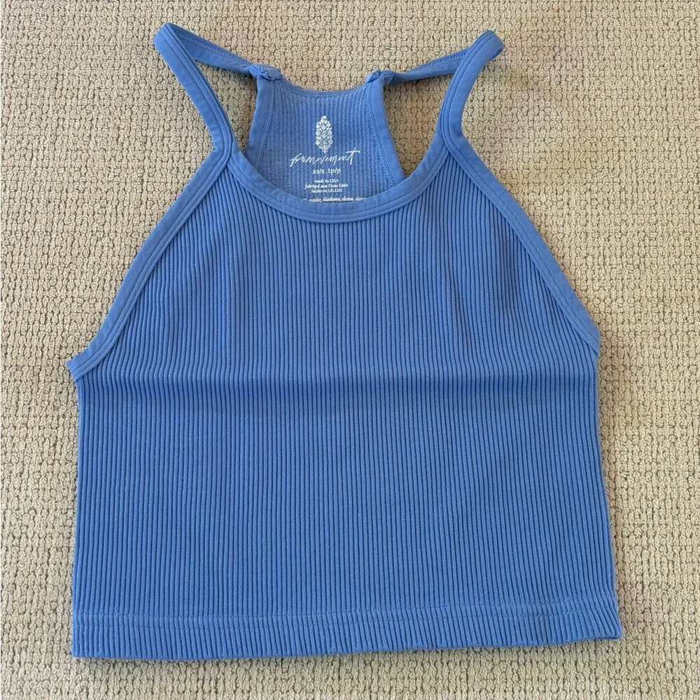 Happiness Runs Crop Tank in Coastal Blue XS/S - Image 5