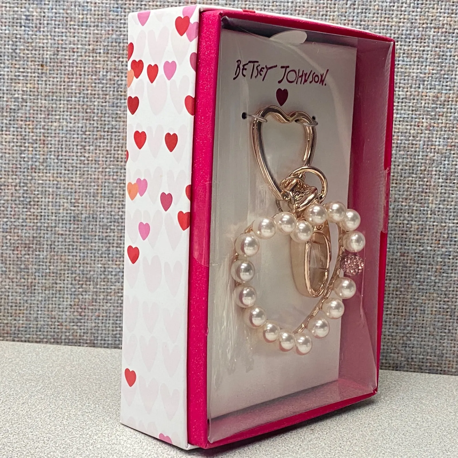 NEW Betsey Johnson Gold Tone Pink Crystal Heart Keychain Bag Charm Romantic Gift - Image 3