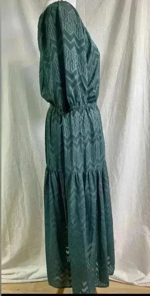 A NEW DAY TARGET WOMEN'S 1/2 Sleeve Tiered Green Midi Dress Chevron Print M - Image 2