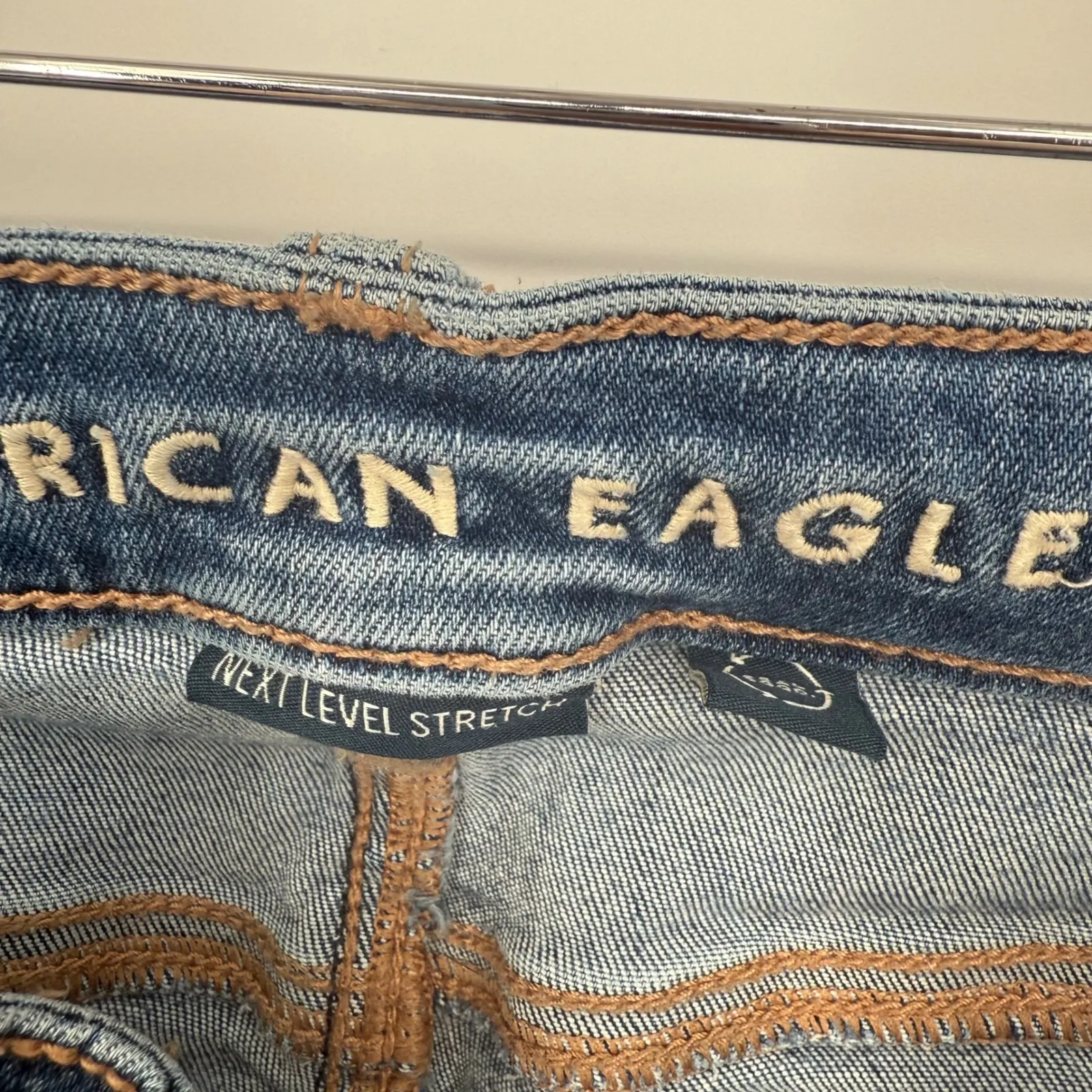American Eagle Flared Distressed Jeans Blue Denim Next Level Stretch Size 4 - Image 7