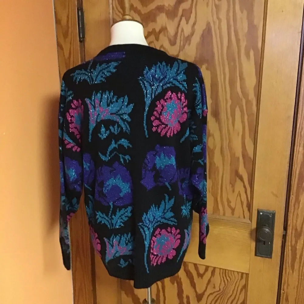 Vintage 80s sparkly flowers sweater Size L - Image 8