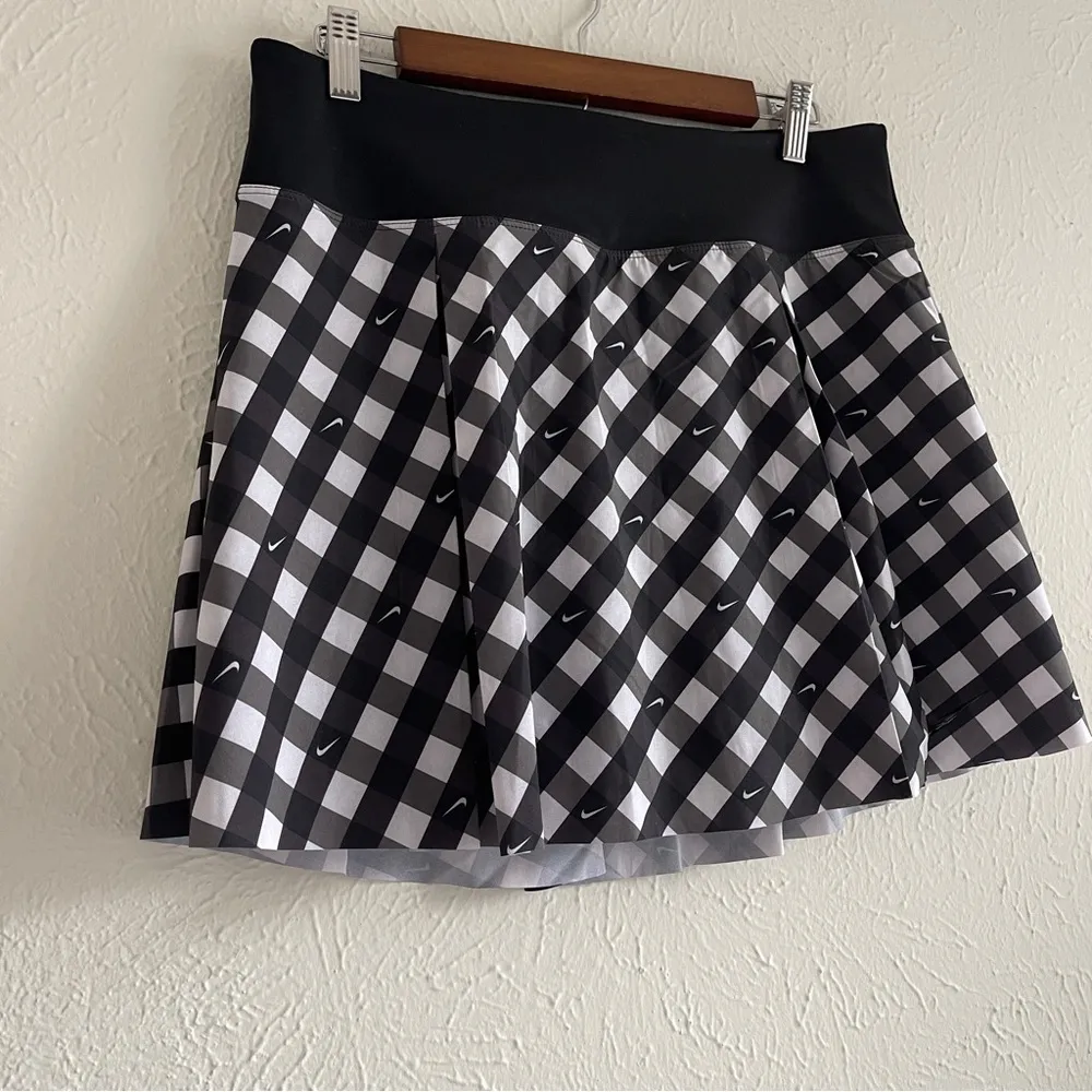 Dri Fit Women's Printed Club Tennis Skort Black/White Size L NWT - Image 6