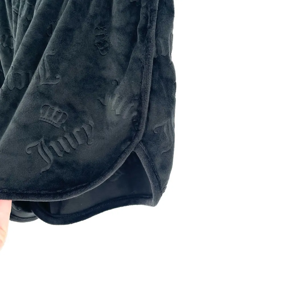 JUICY COUTURE Velour Dolphin Logo Printed Black Y2K Lounge Slepewear Shorts - Image 4