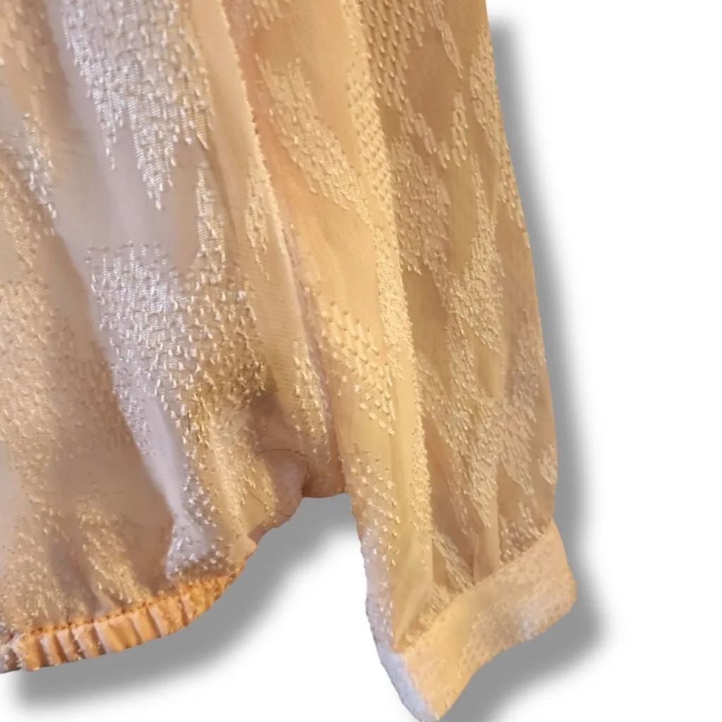 NWOT The Limited Womens Popover Blouse Pink Sheer Embroidered Long Sleeve Size M - Image 5