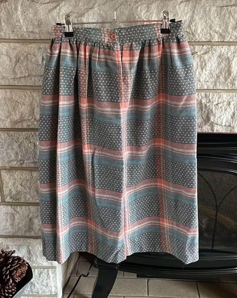 Diamond Lil 80s wool pencil skirt woman’s size 10 pink gray blue plaid - Image 4