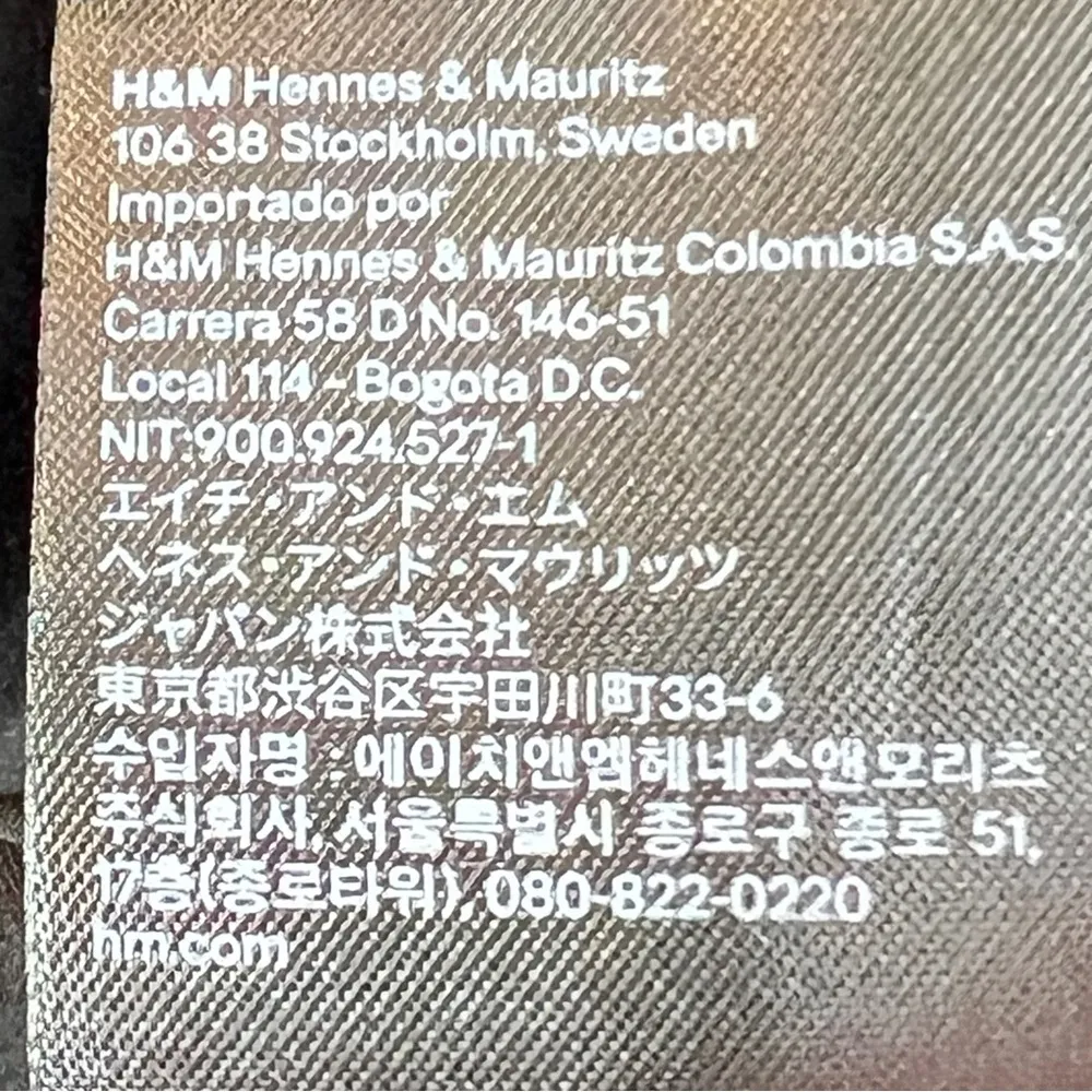 H&M Maternity Size Medium Scoop Neck 3/4 Length sleeves Black Dress - Image 8