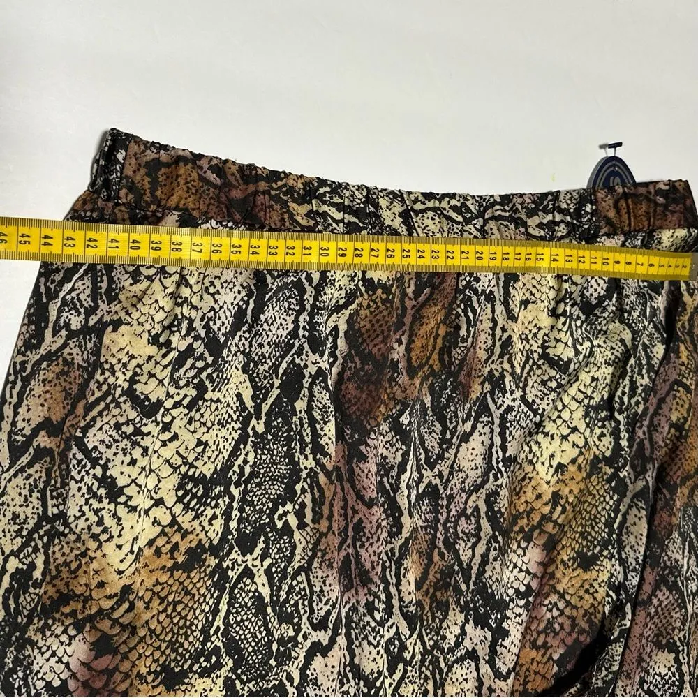 Scoop NYC A - Image 7