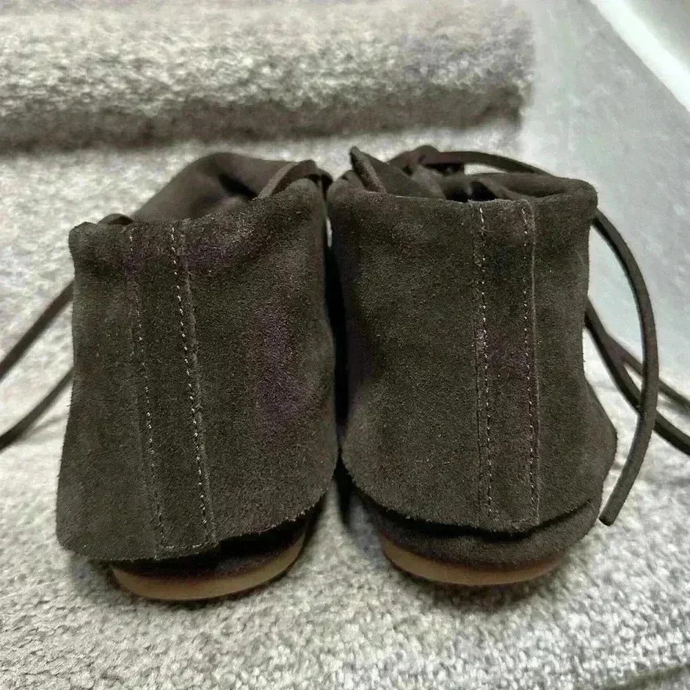 EUC TOMS Zahara Suede Moccasin Lace-Up Flat Booties
Chocolate Brown Women’s 9 - Image 7