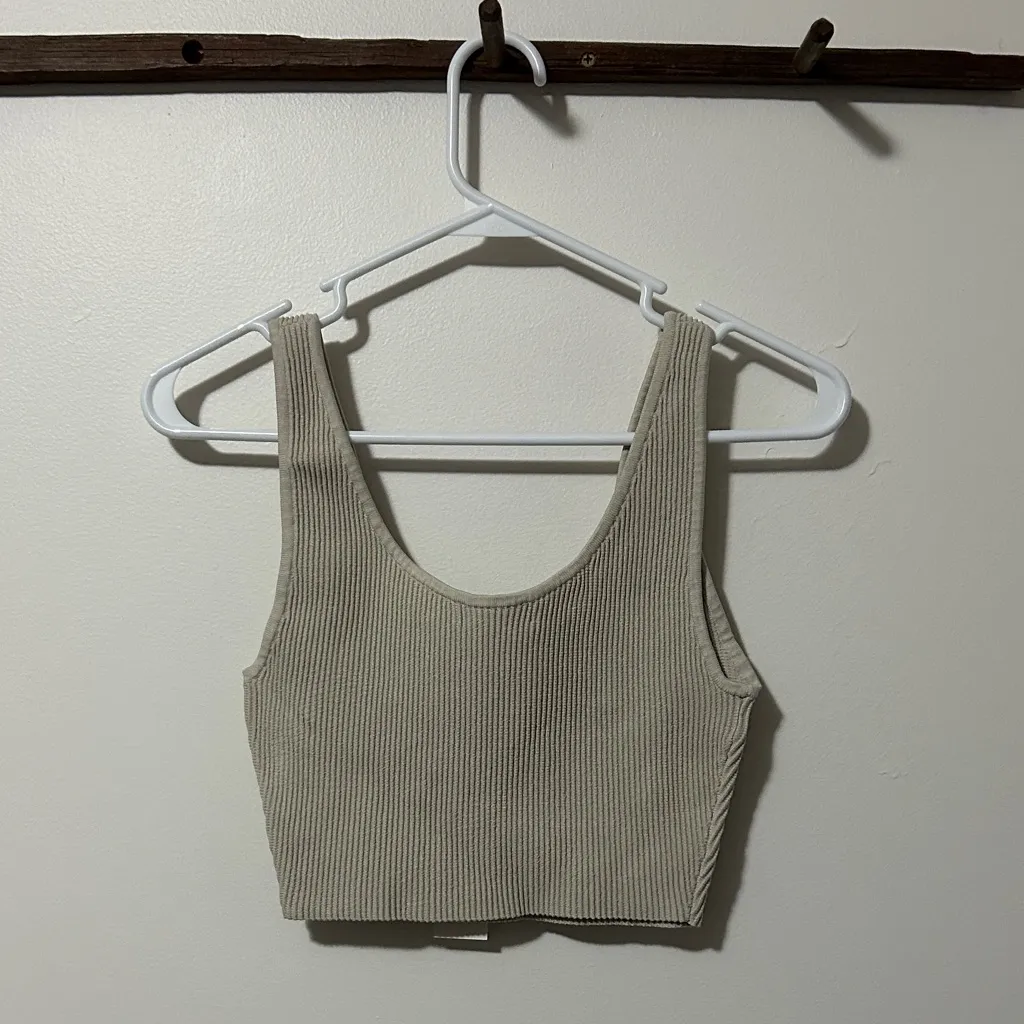 Babaton Ribbed Crop Top - Beige - Image 6