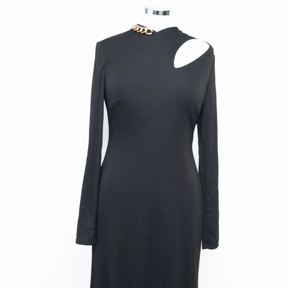 Lauren Ralph Lauren. Gold Chain Embellished Cutout Stretch Gown. - Image 14