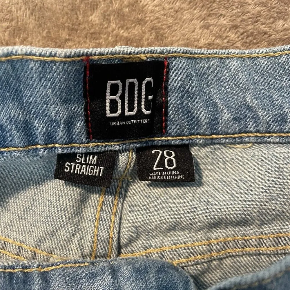 BDG Women's Slim Straight High Rise Sz 28 Button Fly Light Distressed Ra… - Image 3