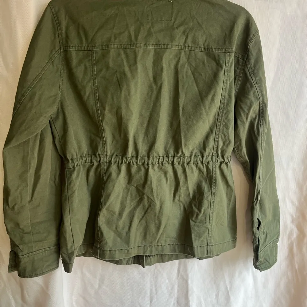Old Navy Women's Green Jacket size s - Image 5