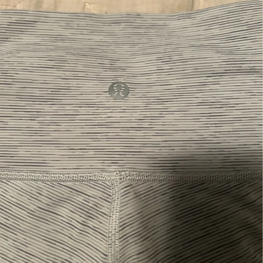 Lululemon  Wonder Under leggings - Image 5
