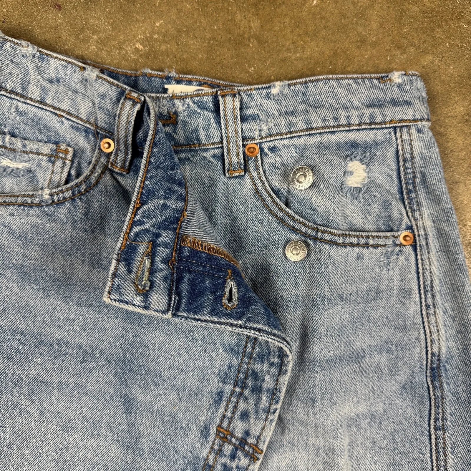 Free People Parker Wrap Mini Skirt Women's 25 Blue Distressed Denim Raw Hem - Image 4