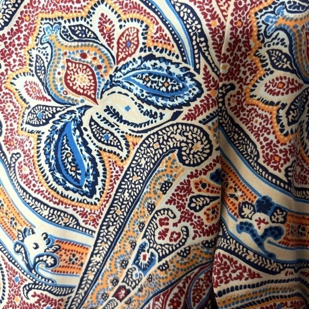 J. McLaughlin Catalina Henley Paisley 3/4 Snap Tunic Top button neck size small - Image 4