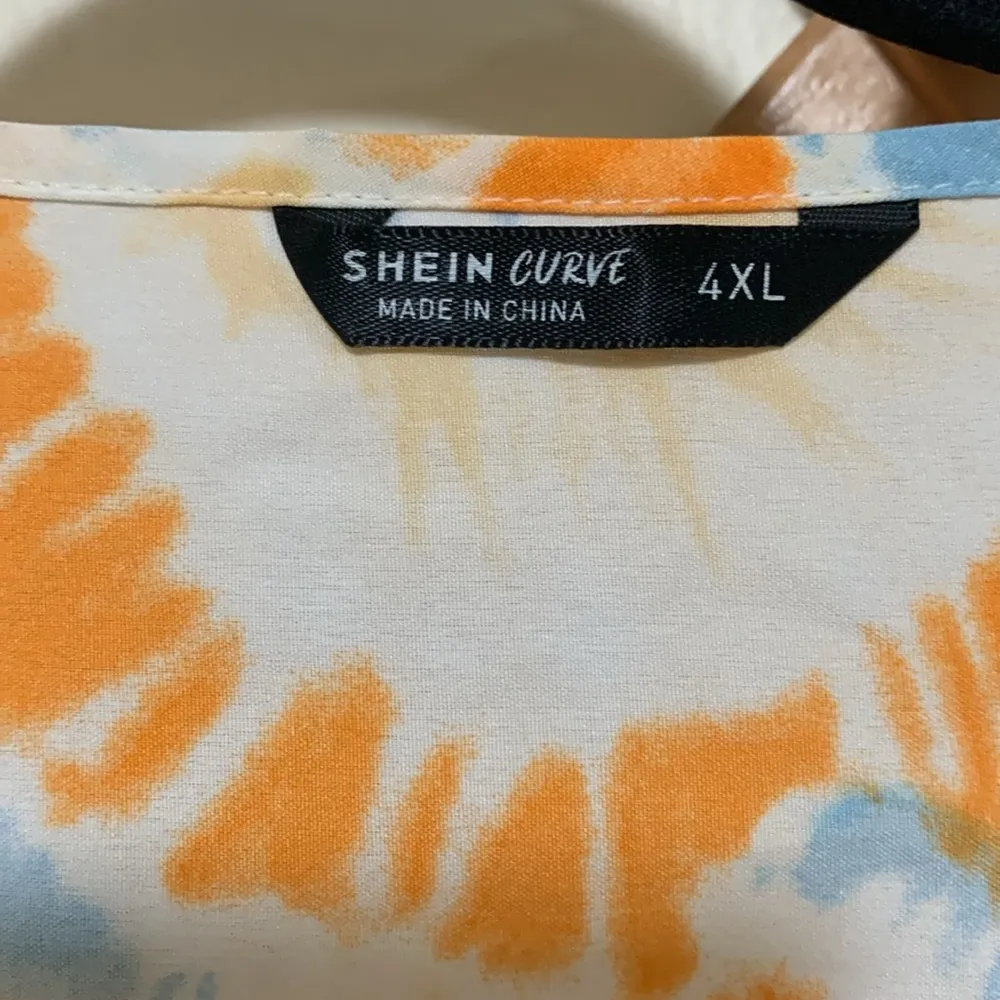 SHEINCurve plus size woman 4X tie dye tassel beach poncho or summer top - Image 2