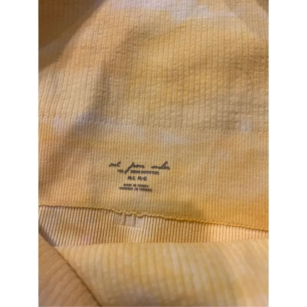 Out from under urban outfitters trailblazer sports bra tie dye size medium large - Image 6