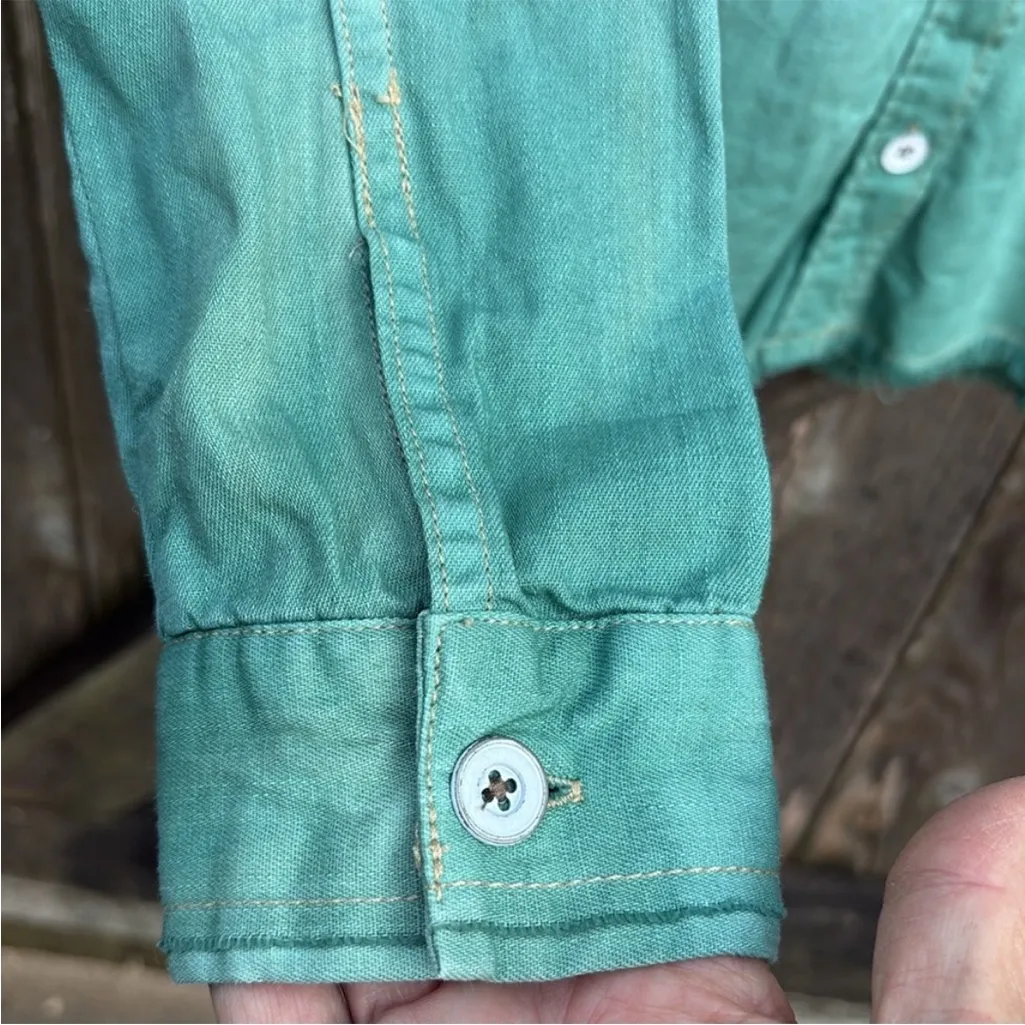 Free People Before Sunrise Ombré Denim
Button Front Shirt Small - Image 5