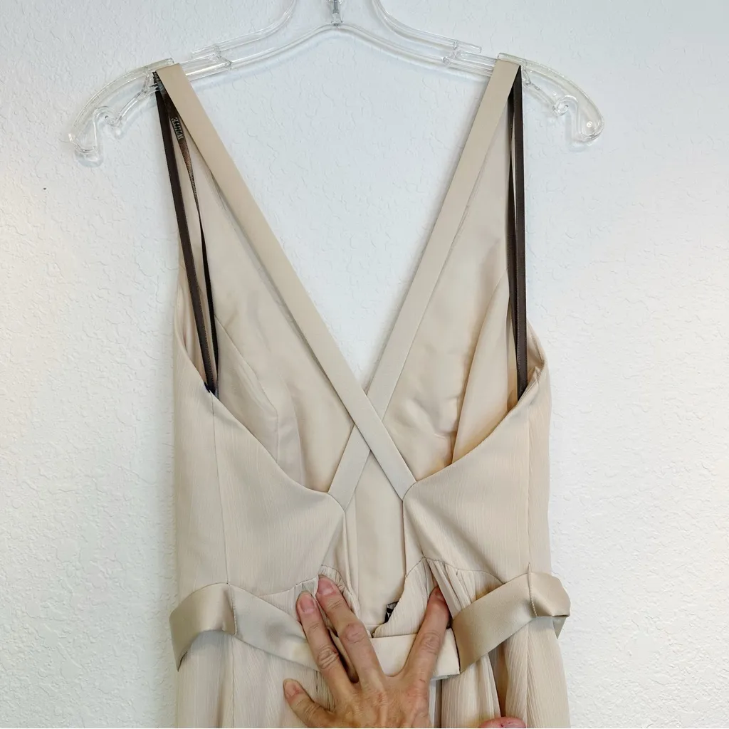 White by Vera Wang Cream Chiffon V Neck Cross Back Full Length Gown Size 4 - Image 11