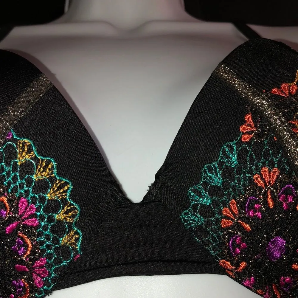 Beach Bunny Lilith Sun Padded Bikini Top - Image 5