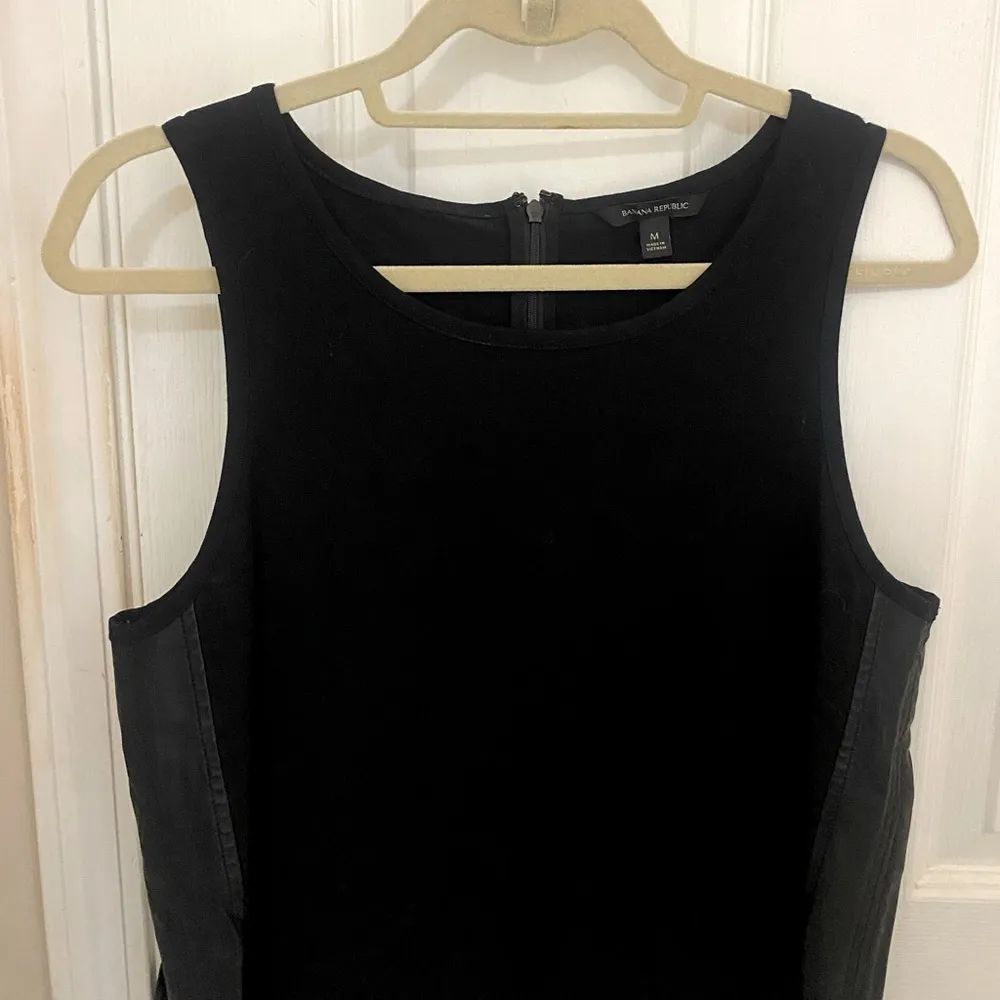 Banana Republic Faux Leather Piped Sleeveless Top in Black - Image 3