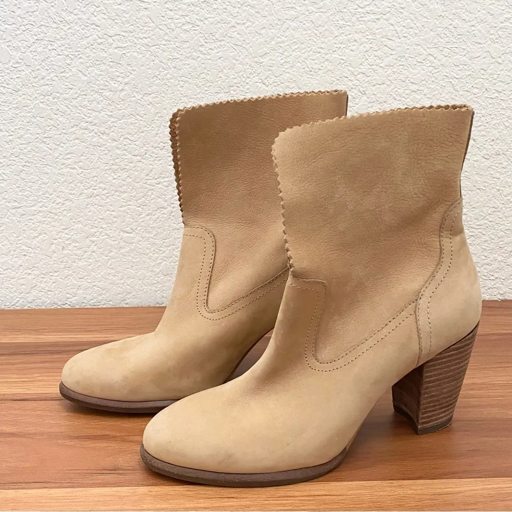 UGG “Thames” Nude Suede Leather Ankle Heeled Boots in Wet Sand Color Size 6 - Image 13