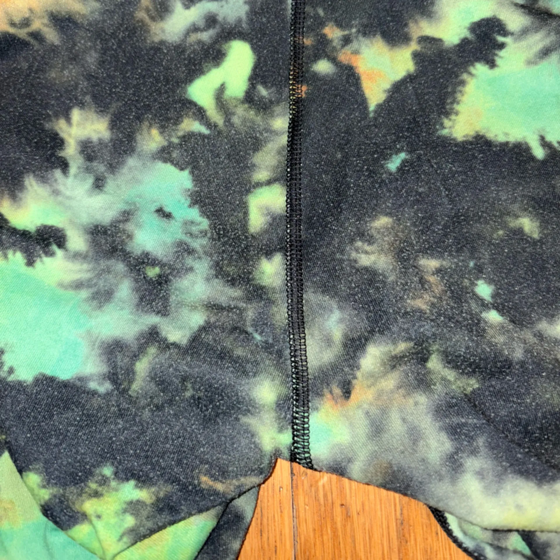 FABLETICS Define PowerHold High-Waisted
7/8 Legging  - Tie Dye Color - Image 3
