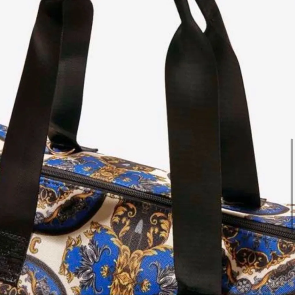 Alice + Olivia Duffle Travel Bag - Image 11