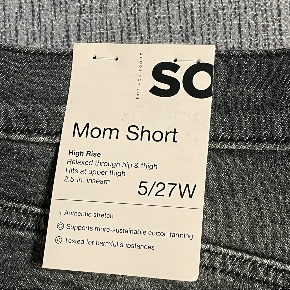 So High Rise Mom Shorts - Image 11