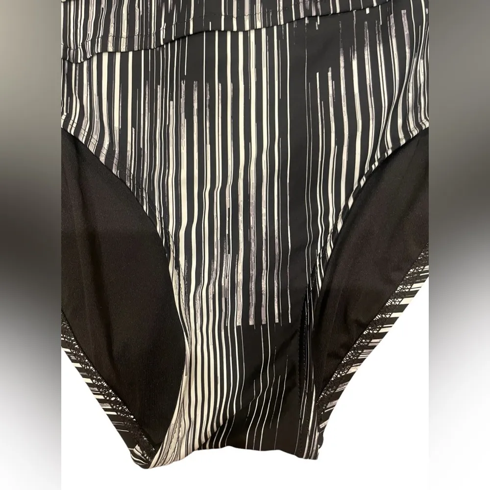 Calvin Klein BLACK MULTI One-Shoulder Starburst One-Piece - Image 8