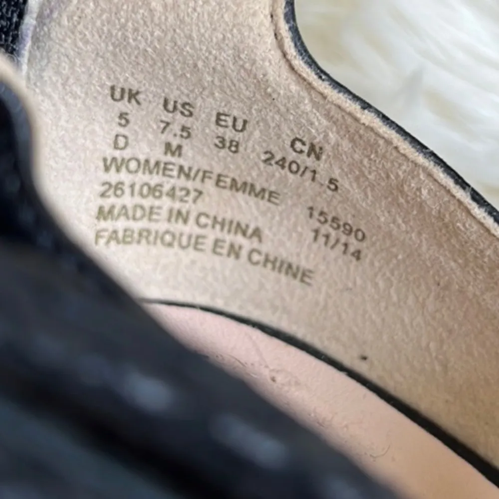 Clarks Shoes - Image 9