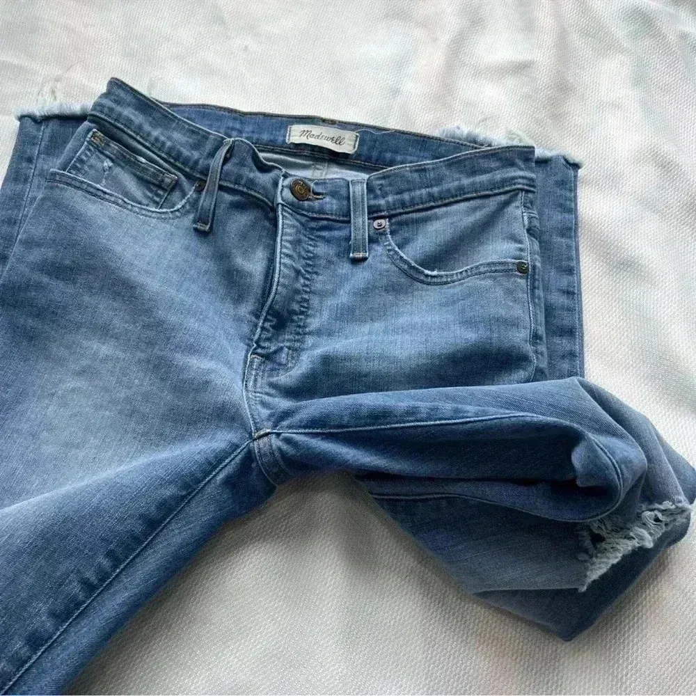 Madewell 9" High-Rise Skinny Jeans in Ontario Wash: Distressed-Hem‎ Editi… - Image 5