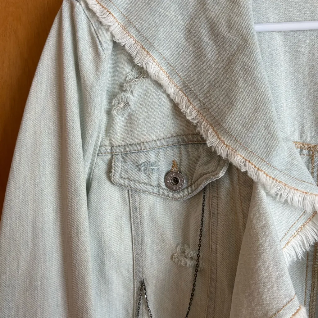 Ungaro fever Women's Distressed Denim Jacket‎ 48 Blue Size L - Image 3