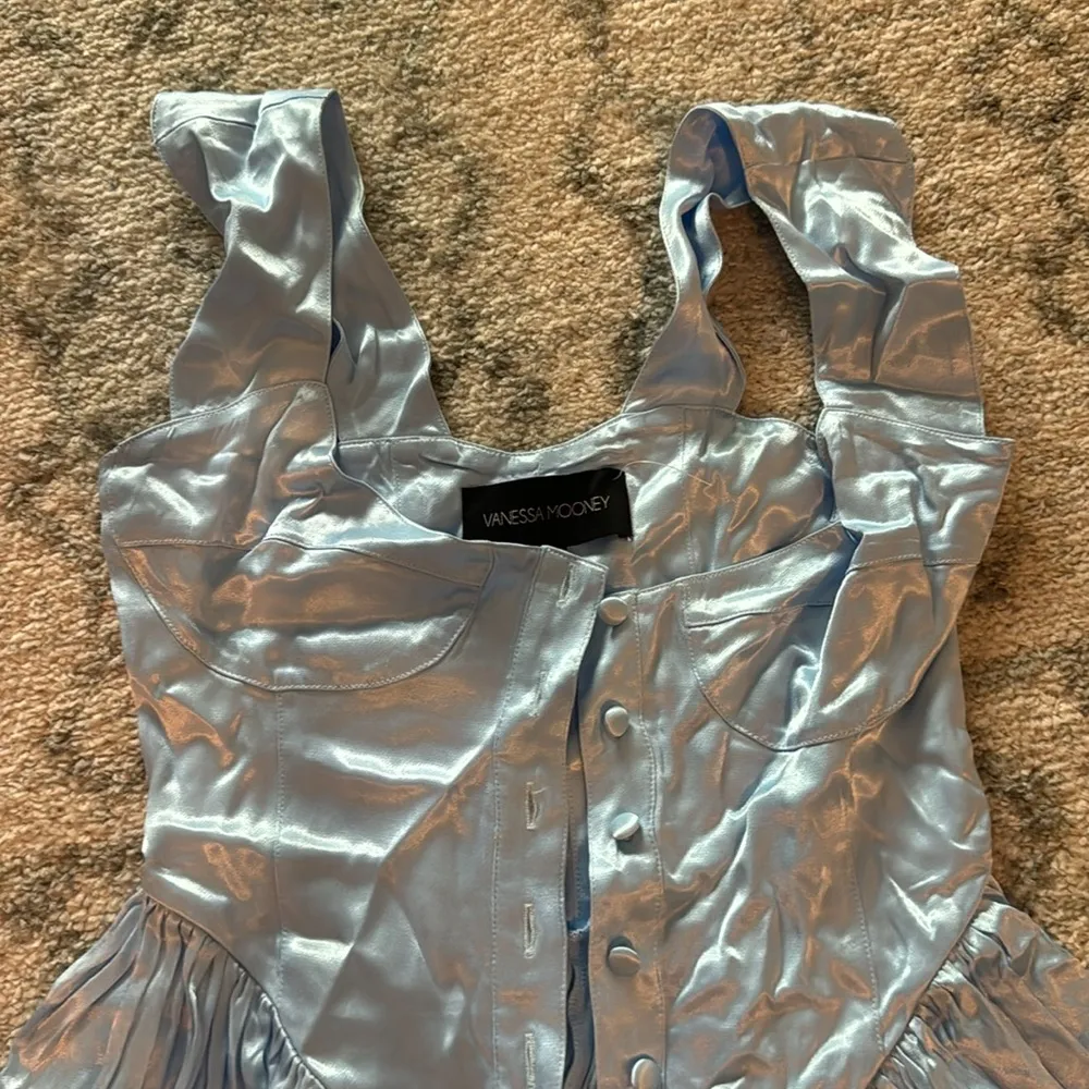 THE ELISABETH ROMPER DRESS - SKY BLUE SATIN - Image 3