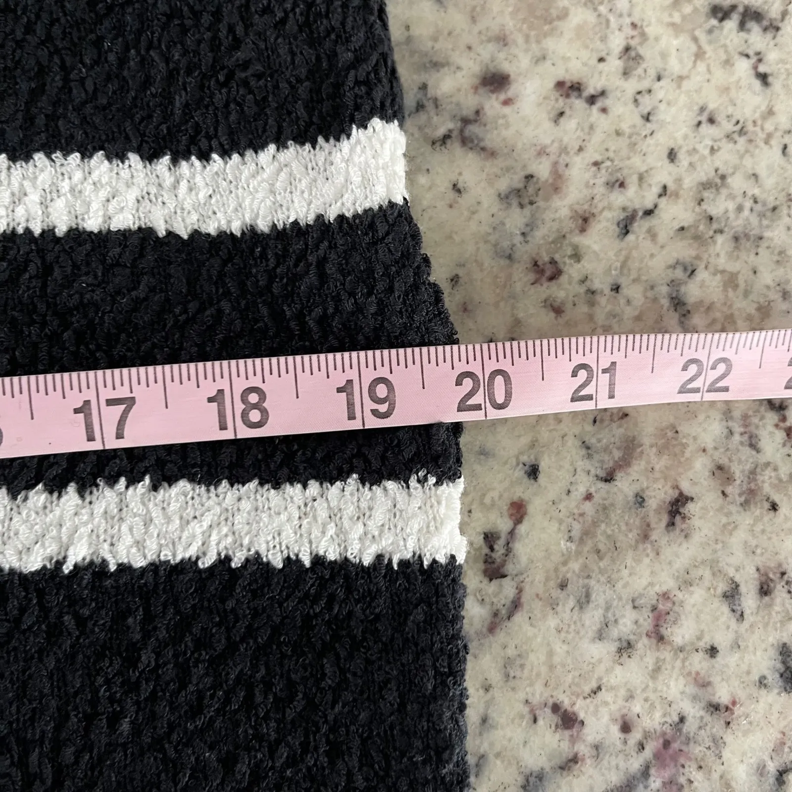 Strut & Bolt Black White Stripe Fuzzy Knit Sweater Vest Top Womens Medium - Image 6