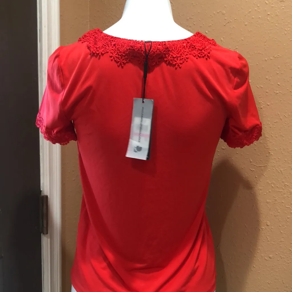 Karl Lagerfield  v neck embroidered short sleeve blouse nwt - Image 7