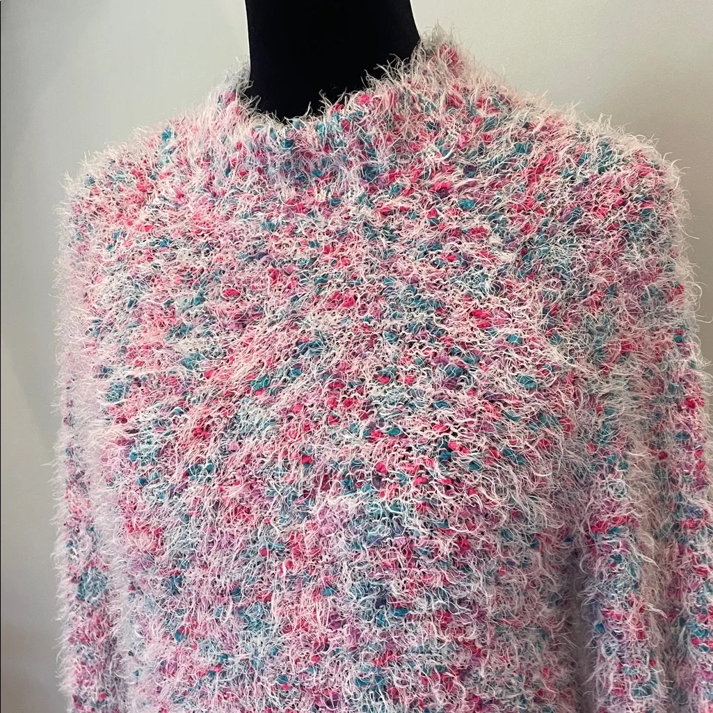 Multicolor Fuzzy Sweater pink and blue - Image 2